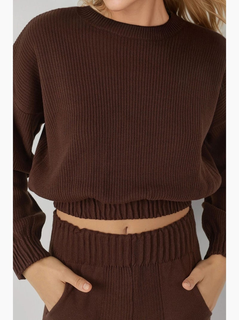 Conjunto malha camisola curta canelada gola redonda e calças com punhos my fashion Castanho-escuro - Kiabi