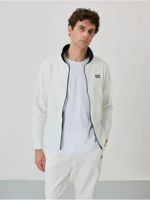Conjunto masculino de sweatshirt com gola com fecho e calças tommy - Kiabi Conjunto masculino de sweatshirt com gola com fecho e calças tommy - Kiabi