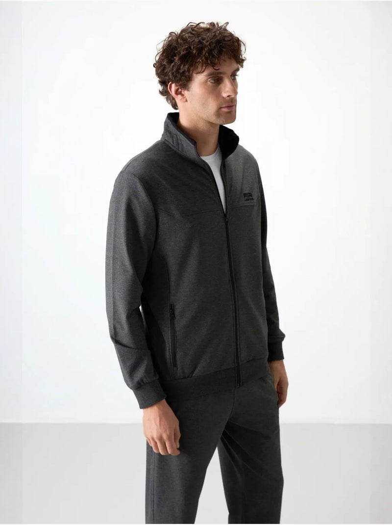 Conjunto masculino de sweatshirt e calças em fleece tricotado tommy Cinza-preto - Kiabi
