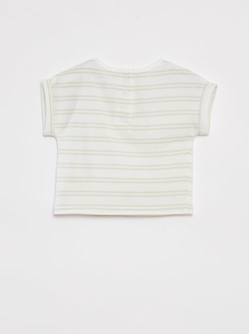 Conjunto t-shirt às riscas + calças de ganga - 2 peças - Kiabi