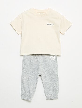 Conjunto T-shirt + calças de jogging