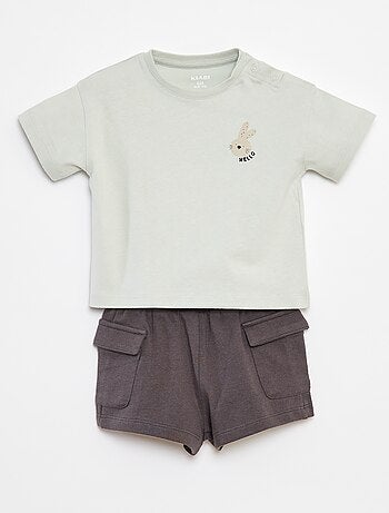 Conjunto t-shirt + calções com bolsos - 2 peças