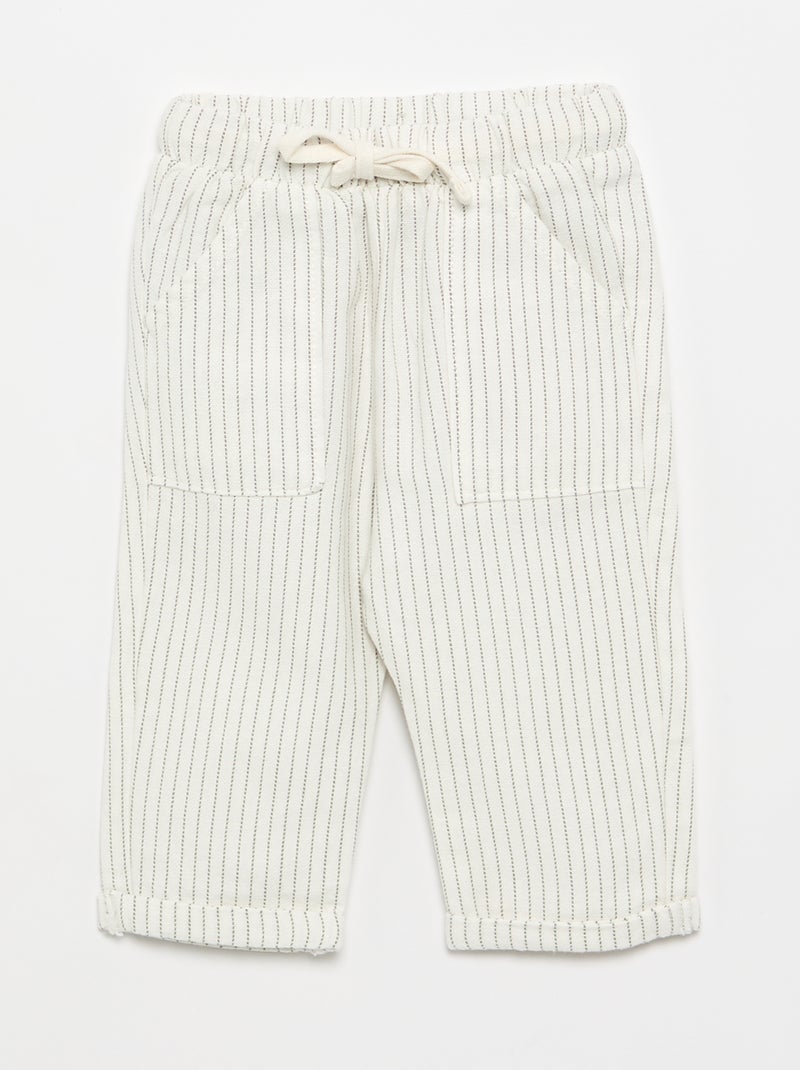 Conjunto t-shirt com gola mao + calças - 2 peças Branco - Kiabi