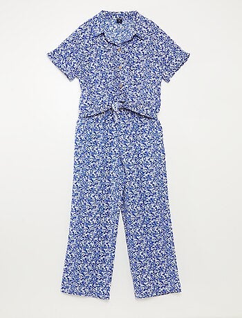 Conjunto t-shirt e calças fluidas estampado florido - 2 peças