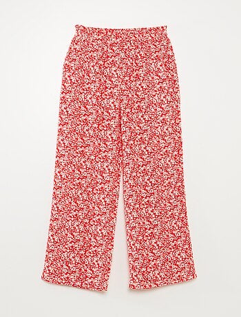 Conjunto t-shirt e calças fluidas estampado florido - 2 peças