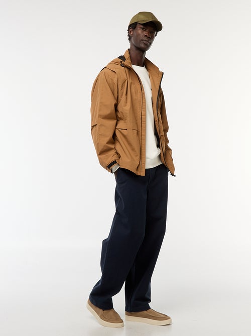 Corta-vento com capuz e mangas removíveis - Kiabi