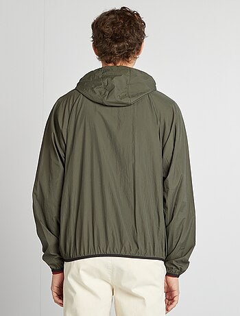 Corta-vento impermeável