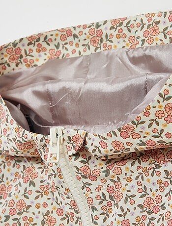 Corta-vento leve - coleção fácil de vestir