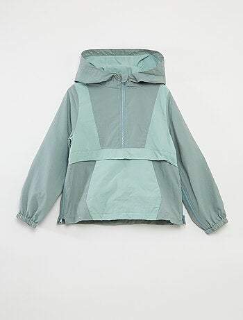 Corta-vento leve - coleção fácil de vestir