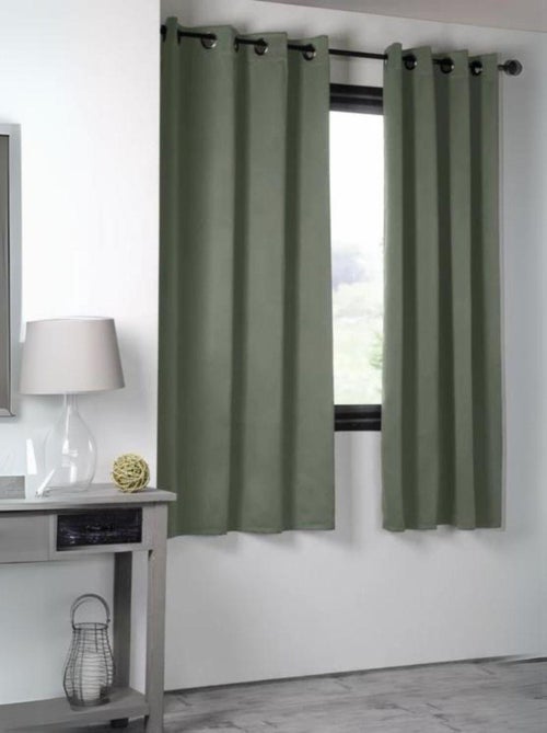 Cortina blackout simples 210gr/m2 - Kiabi