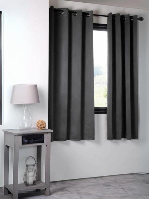 Cortina blackout simples 210gr/m2 - Kiabi