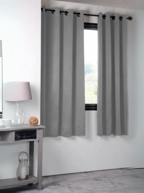 Cortina blackout simples 210gr/m2 - Kiabi