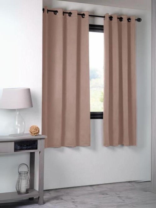 Cortina blackout simples 210gr/m2 - Kiabi