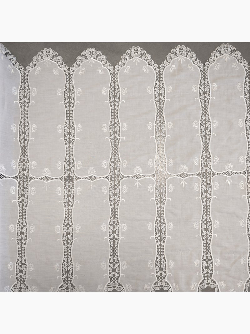 Cortina de ventilação com aberturas e macramé com motivos florais Branco - Kiabi
