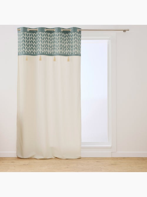 Cortina difusora com ilhós, em policotão jacquard, com pompons - Kiabi