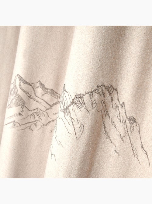 Cortina difusora com padrão de montanha e ilhós, com efeito de lã - Kiabi