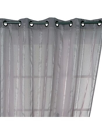 Cortina transparente com finas riscas verticais brilhantes