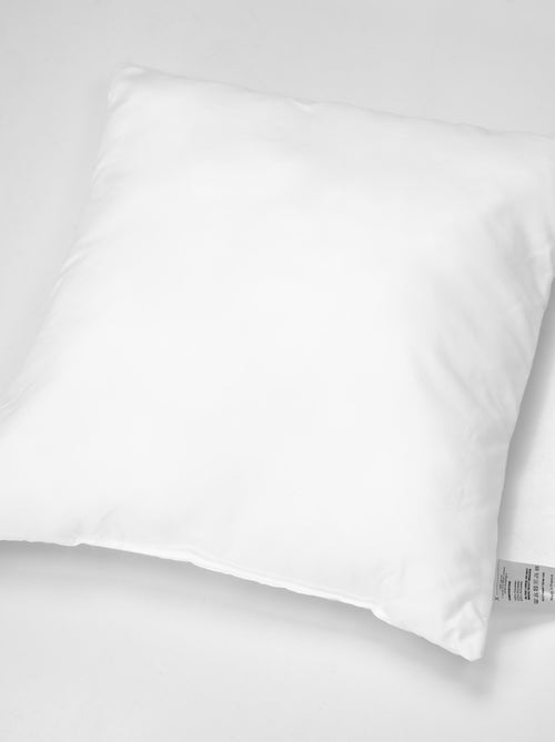 Coussin de garnissage polyester -> almofada de enchimento em poliéster | sevira kids - Kiabi