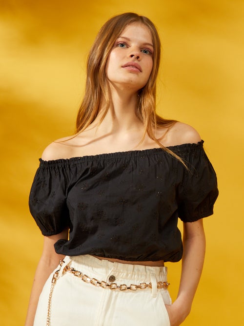 Crop-top fantasia com bordados - Kiabi