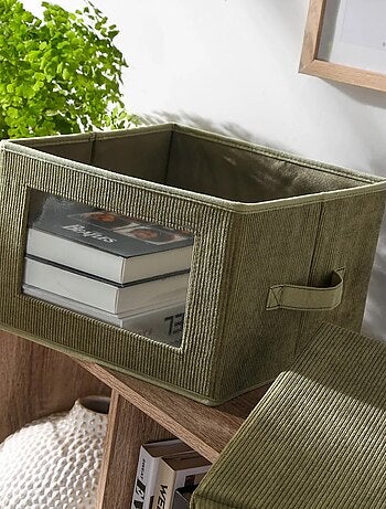 Cubo de arrumação com janela