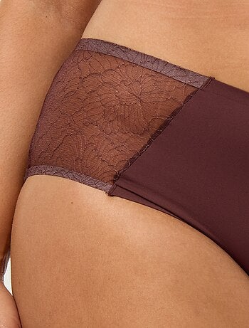 Cueca de cintura alta em microfibra com renda