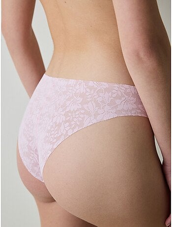 Cueca slip em renda com corte a laser invisível penti