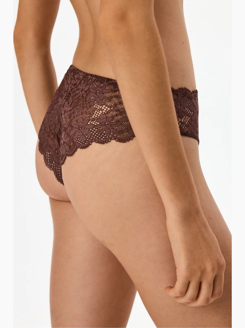 Cueca slip feminina em renda penti Castanho - Kiabi