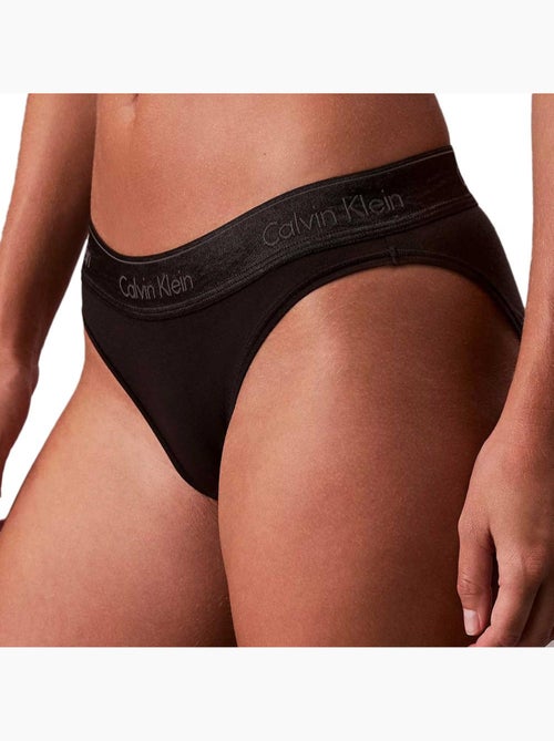 Cuecas Biquíni Calvin Klein Jeans para Mulher em Preto/Cinzento - Kiabi Cuecas Biquíni Calvin Klein Jeans para Mulher em Preto/Cinzento - Kiabi