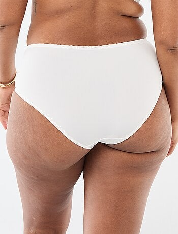 Cuecas em microfibra nervurada