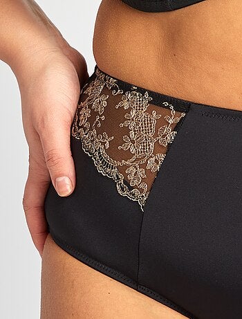 Cuecas para mulher em microfibra com bordados