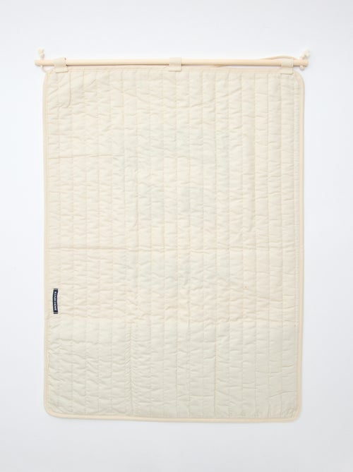 Decoração mural com bolsas de arrumação - Kiabi