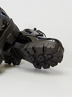 Derbies de verniz com sola grossa - Kiabi