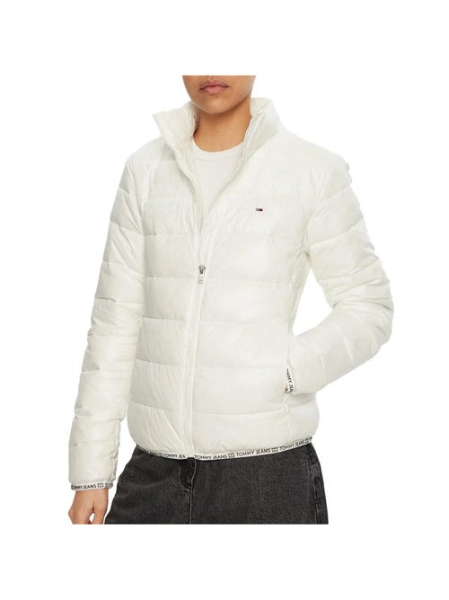 Doudoune Branca Essencial Tommy Hilfiger para Mulher - Kiabi Doudoune Branca Essencial Tommy Hilfiger para Mulher - Kiabi