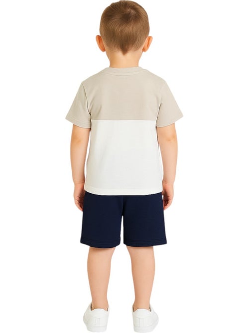 Ellesse - Pack 2 t-shirts e 1 calção menino estampado - Kiabi Ellesse - Pack 2 t-shirts e 1 calção menino estampado - Kiabi