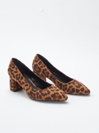 Escarpins 'leopardo' com salto quadrado