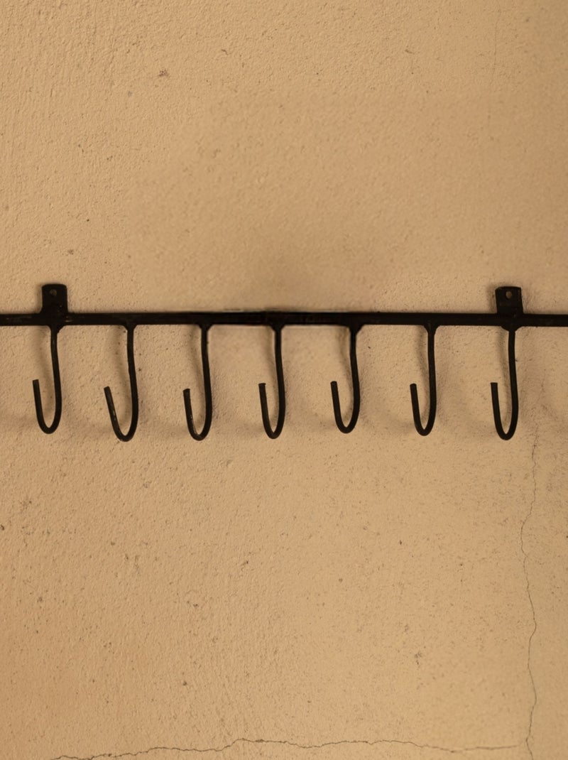 Estante com ganchos em metal bruto Preto - Kiabi