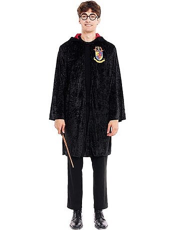 Famoso traje de estudante de magia