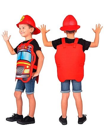 Fantasia de bombeiro com chapéu