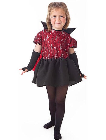 Fantasia elegante de vampiro esqueleto com capa.
