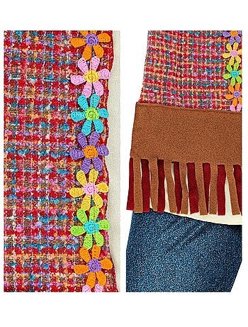 Fantasia hippie com colar