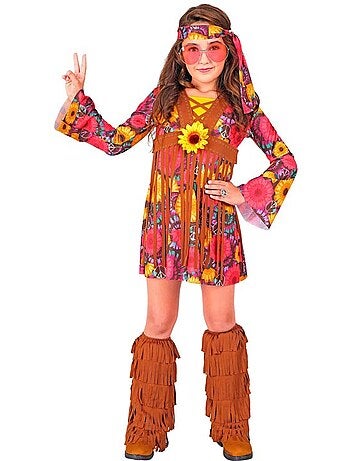 Fantasia hippie floral com franjas.