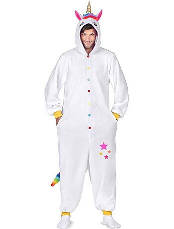 Fantasia ou pijama de unicórnio com capuz.