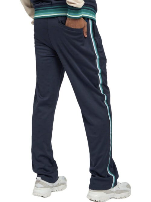 Fato de Treino Umbro Monog Trac para Homem Azul Marinho - Kiabi Fato de Treino Umbro Monog Trac para Homem Azul Marinho - Kiabi