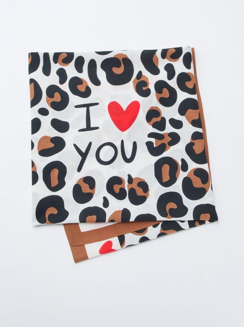 Foulard com estampado fantasia (100x100 cm) 'Agathe Sorlet x Kiabi' - Dia dos Namorados - Kiabi