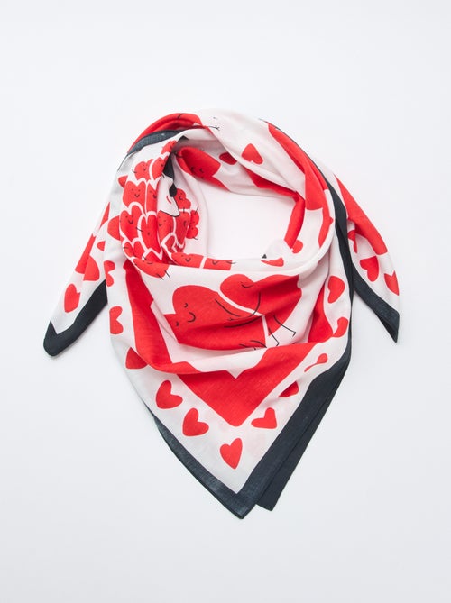 Foulard com estampado fantasia (100x100 cm) 'Agathe Sorlet x Kiabi' - Dia dos Namorados - Kiabi