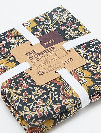 Fronha 50 x 80 cm com estampado floral