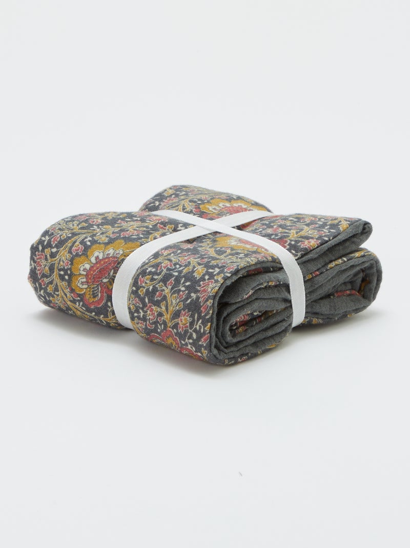 Fronha 50 x 80 cm com estampado floral Preto - Kiabi