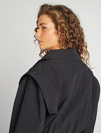 Gabardina curta - corte cropped