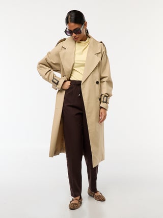 Gabardina semi-comprida leve