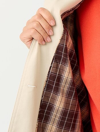Gabardine de comprimento médio com forro interior